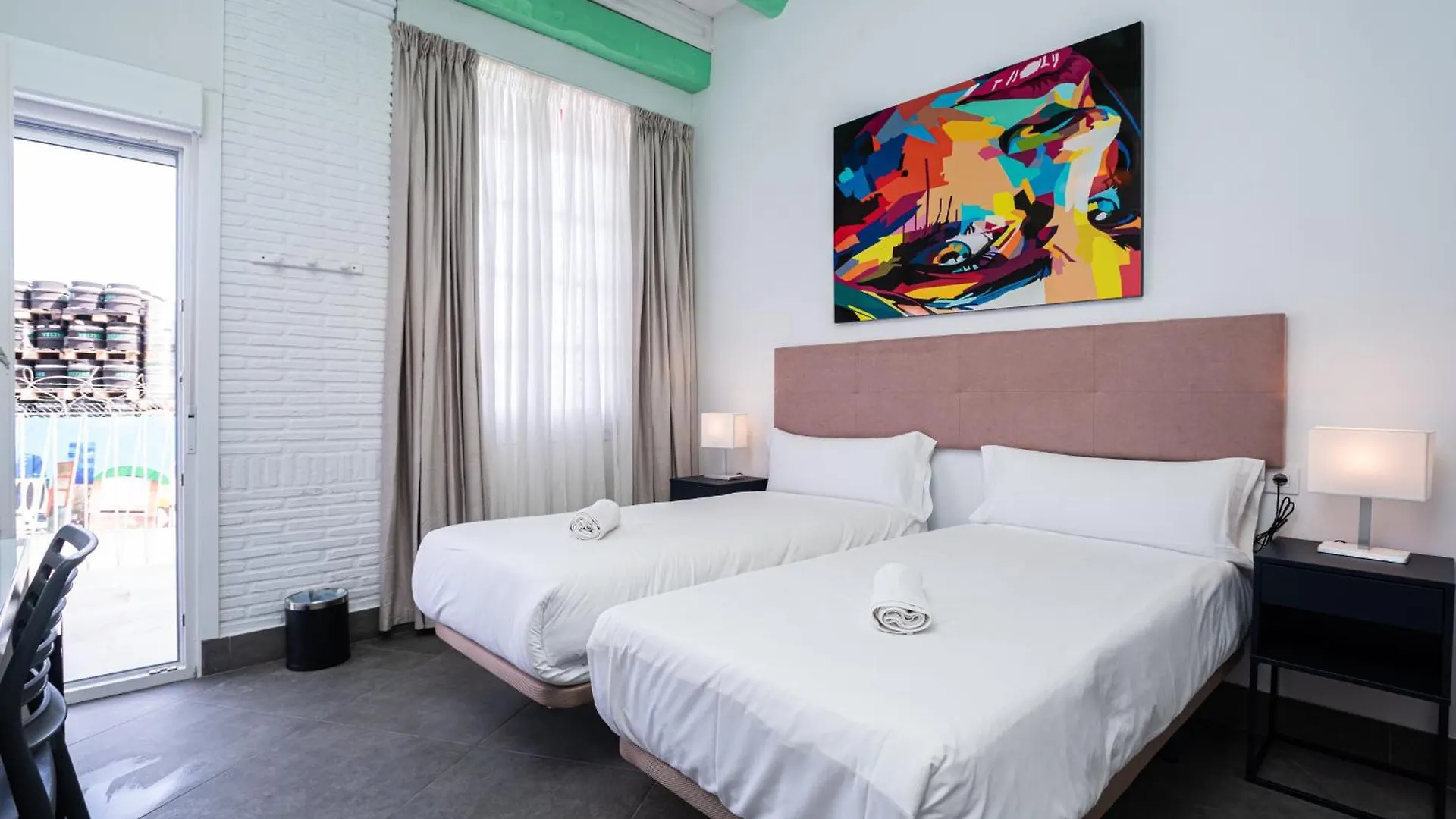 Hotel Kuve Marbella 0*,  Espanha